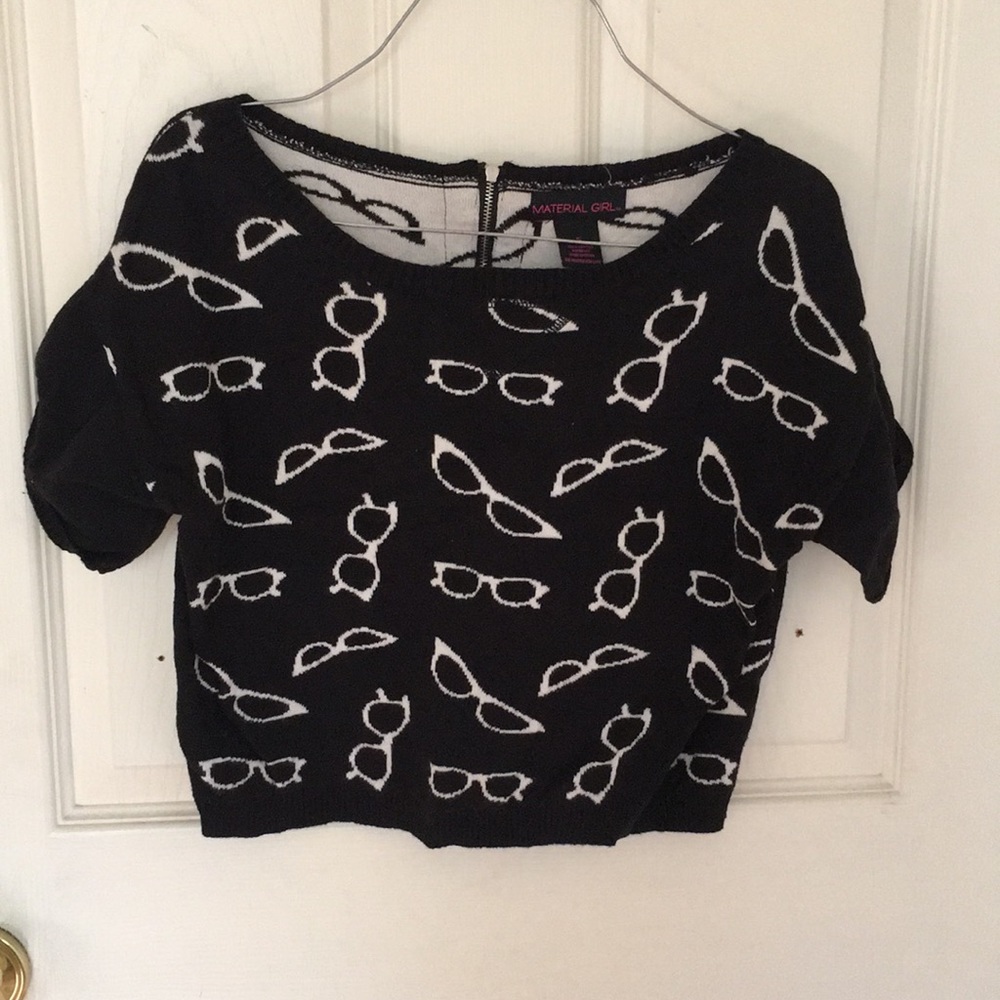Lateral girl cropped shirt/ sweater